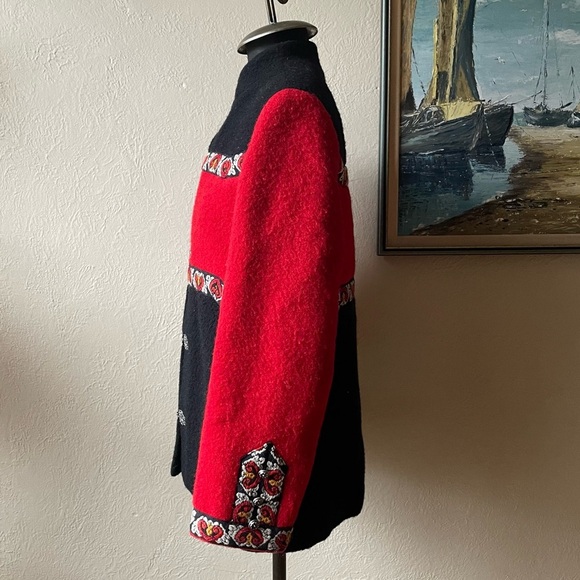 Vintage Fjord A.S. Evebofoss Norwegian embroidered wool coat size 42 (medium) - Picture 4 of 14